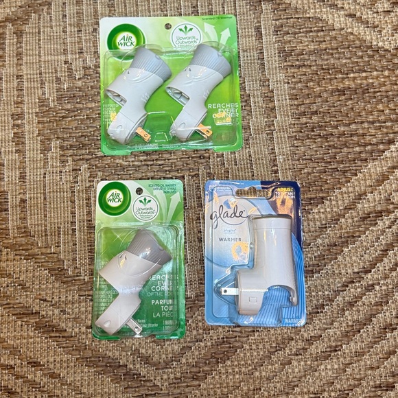 Plug In Bundle - Picture 2 of 3